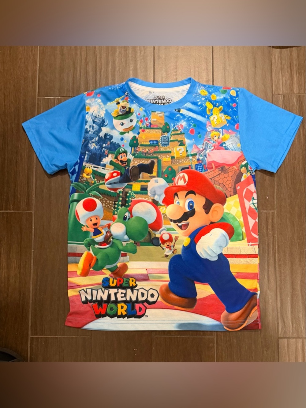 Kids' Mario Graphic Tee - Youth L